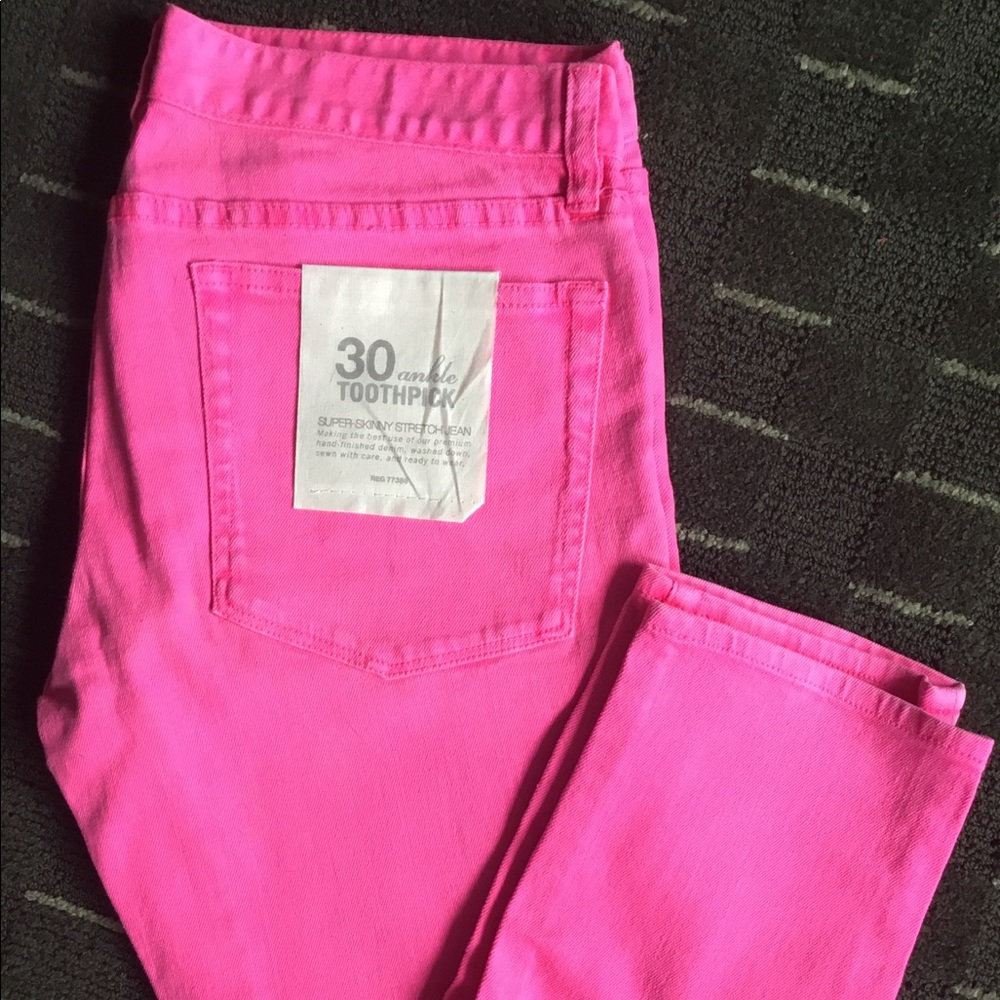 J. Crew Toothpick Ankle Jeans in Neon Pink Size 30